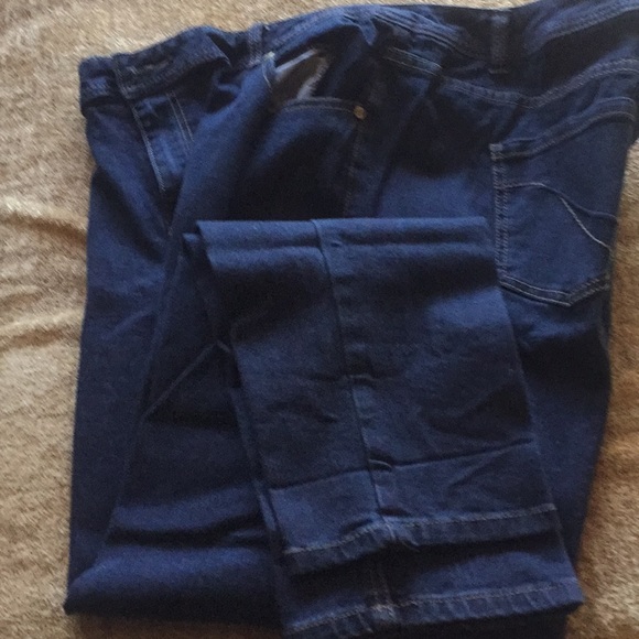 Lane Bryant, skinny jeans - Picture 2 of 3